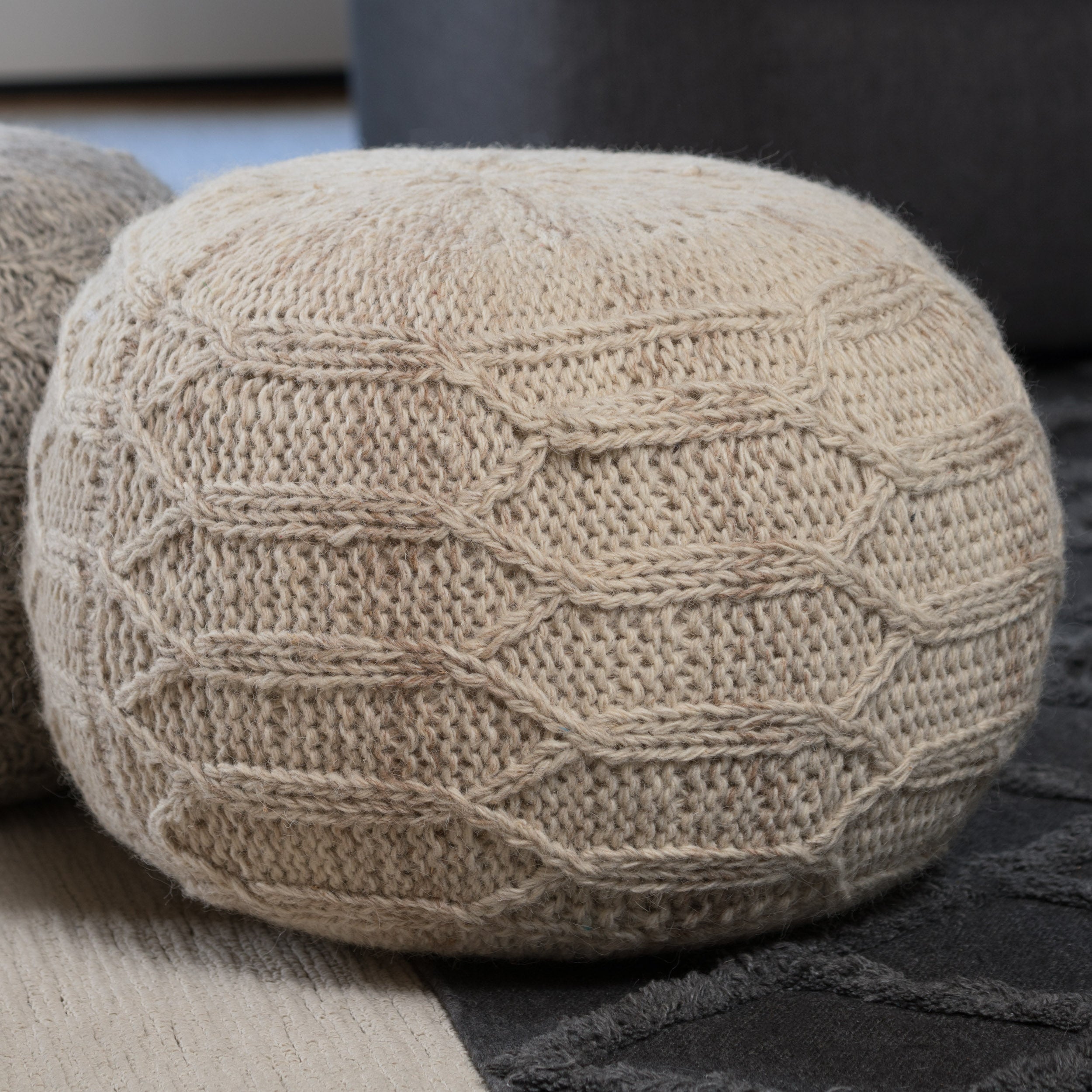 Malibu Pouf
