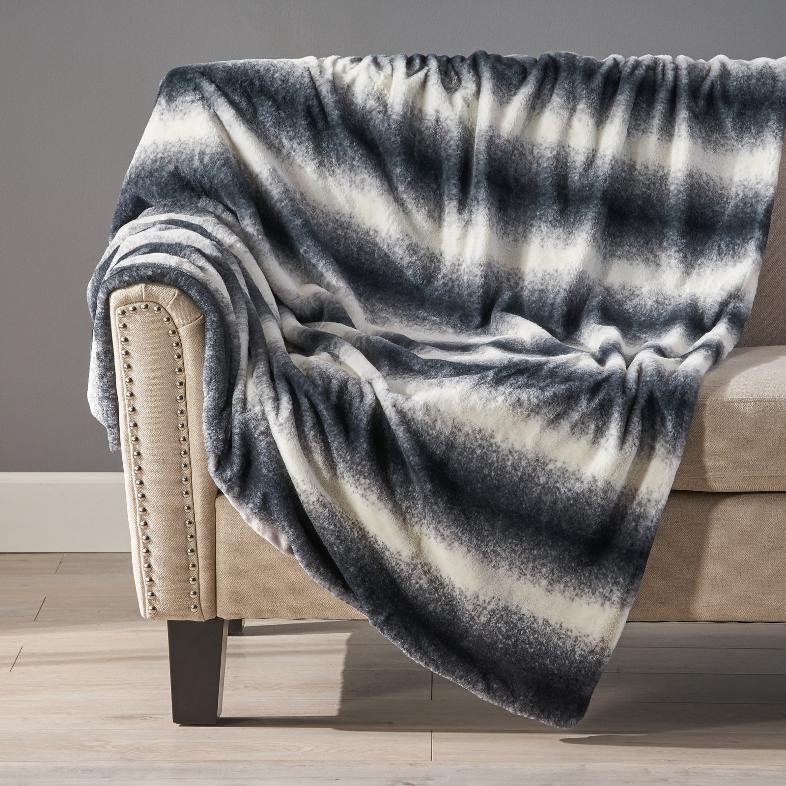 Black and white faux fur throw sale